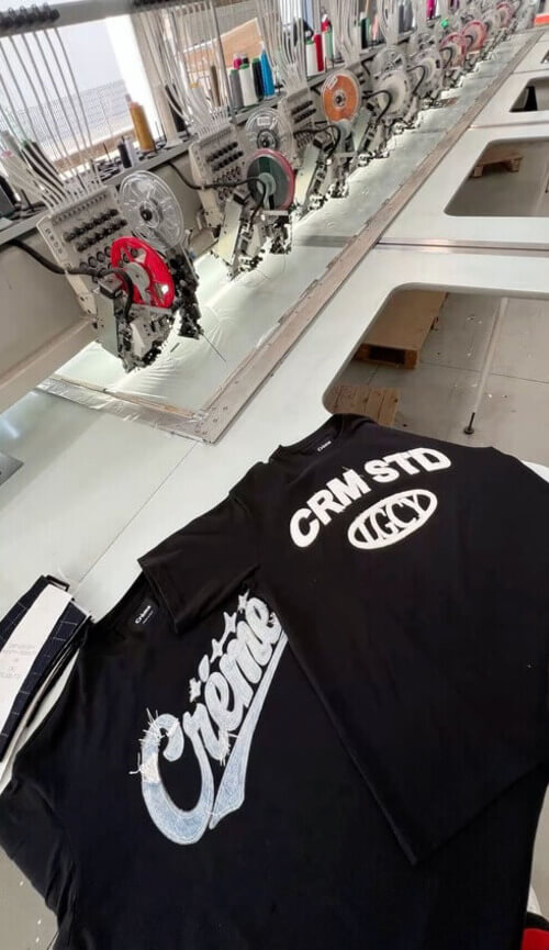 客製化團體服印刷工藝解析-精密網版與電繡